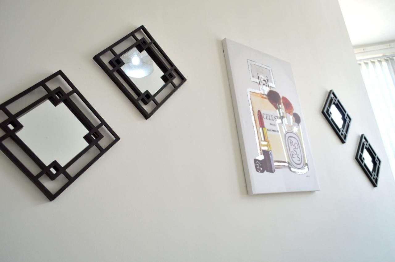 Beautiful Two-Bed Apartment With Driveway Parking Nottingham Buitenkant foto